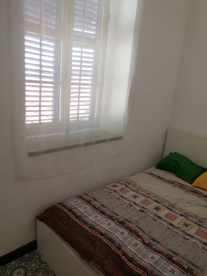 Bee Hostel Limassol Kültér fotó